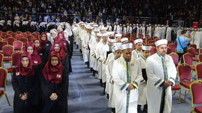 Türkiye'de 250 bin hafız var! Diyanet merak edilen sayıyı açıkladı