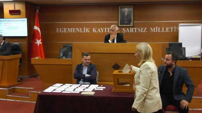 CHP'nin oyunu elinde patladı! Bayrampaşa Belediyesi'nde kazanan AK Partili İbrahim Akın!