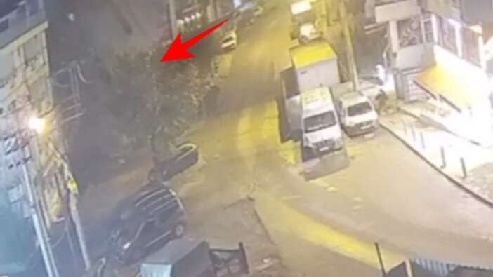 7 katlı bina saniyeler içinde yerle bir oldu! Gebze'deki binanın çökme anı kamerada!