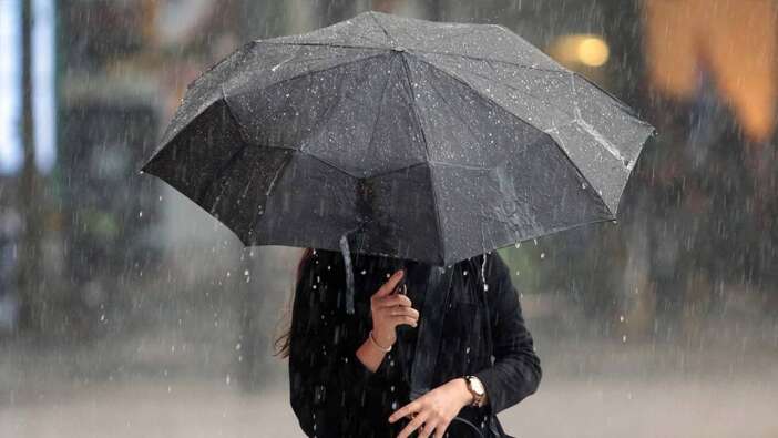 Meteoroloji’den İstanbul dahil 6 ile sağanak alarmı! Fırtına, şimşek ve pus geliyor
