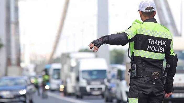 Trafikte Yeni Dönem: Ehliyete 5 Yıl El Koyma Cezası Başlıyor!