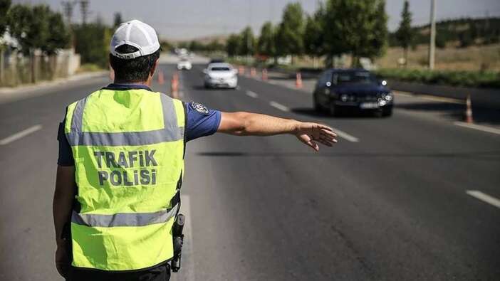 Emniyet Müdürlüğü açıkladı! Ankara trafiği 10 Kasım’da kısıtlanıyor: Hangi yollar kapalı?