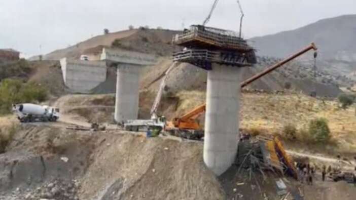 Diyarbakır Kulp’ta köprü inşaatında korkunç kaza! İskele çöktü, 3 işçi hayatını kaybetti