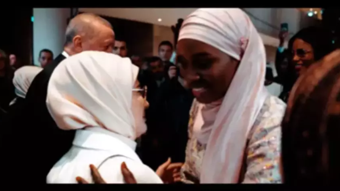 Emine Erdoğan’dan “Yankılar” sergisinde güçlü mesaj! Malcolm X ve Şule Yüksel Şenler’in mirası İstanbul’da yankılandı