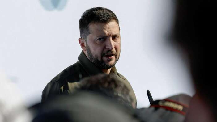 AB ilişkileri çatırdıyor! Zelenski’den kritik mesaj: “Ya onurumuzu kaybedeceğiz, ya da kilit müttefikimizi…”