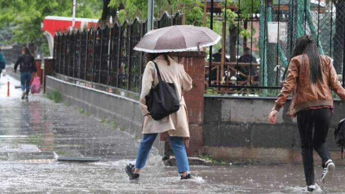 Kış bastırdı! Meteoroloji alarm verdi: Yağışlar 11 ili vuracak