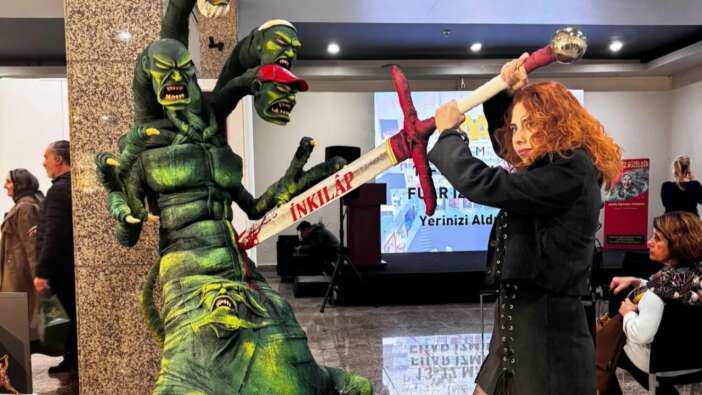 Sanat adı altında provokasyon! Lütfi Kırdar’daki skandal heykelde gözaltı: Sanatçı ve sorumlu yakalandı!