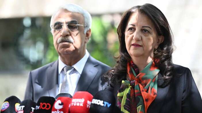 Ankara’da kritik trafik! DEM Parti İmralı Heyeti CHP, AK Parti ve Adalet Bakanlığı gündeminde