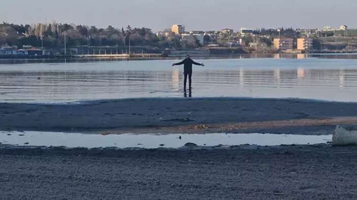 Tekirdağ’da korkutan görüntü! Deniz 20 metre çekildi