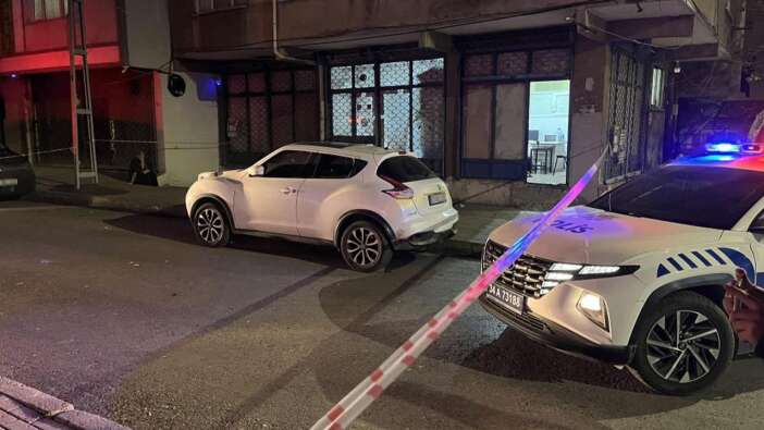 Bağcılar'da hareketli dakikalar! İş yerine silahlı saldırı