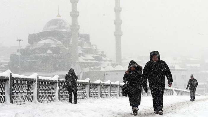 İstanbullular dikkat! Valilikten uyarı geldi: Kar geliyor