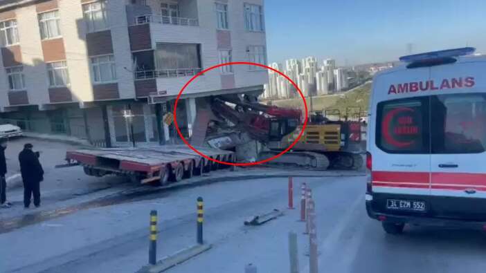 Başakşehir’de kontrolden çıkan TIR dehşet saçtı: Yokuştan kayan araç otomobilleri biçti, binaya çarptı!