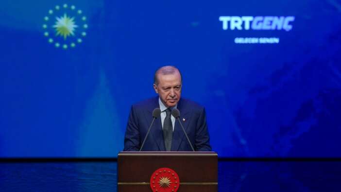 Cumhurbaşkanı Erdoğan TRT'ye öyle bir uyarı yaptı ki: Siz onlara uymayın