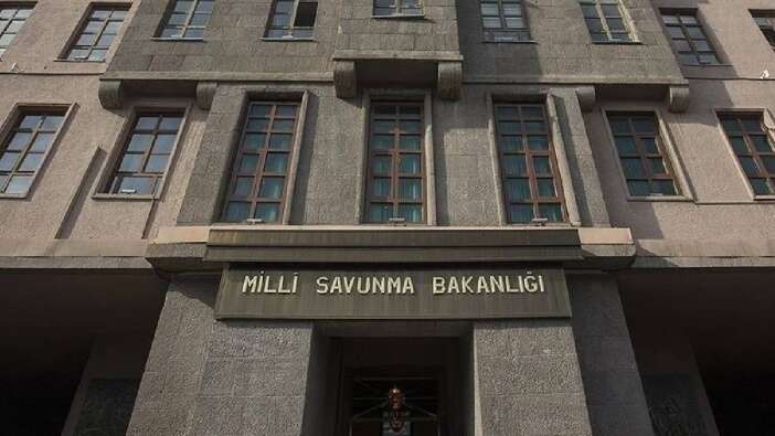 MSB’den sert bayrak mesajı! “Organize provokasyon”çıkışı: "Bu bir tesadüf değil"