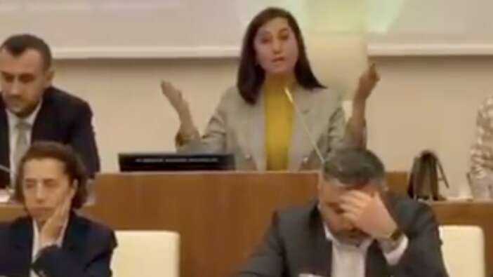 AK Partili Beykoz Belediye Başkanı Özlem Vural Gürzel, CHP'li meclis üyesini rezil etti! "Siz önce eşinizden helallik alın"