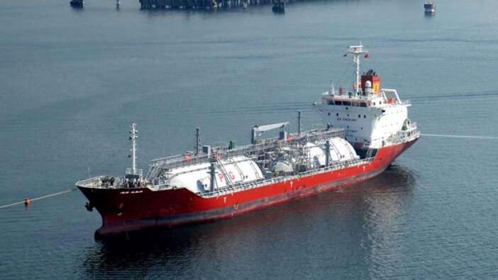Saldırı sonrası ilk hamle! Venezuela ABD'ye LPG gönderdi