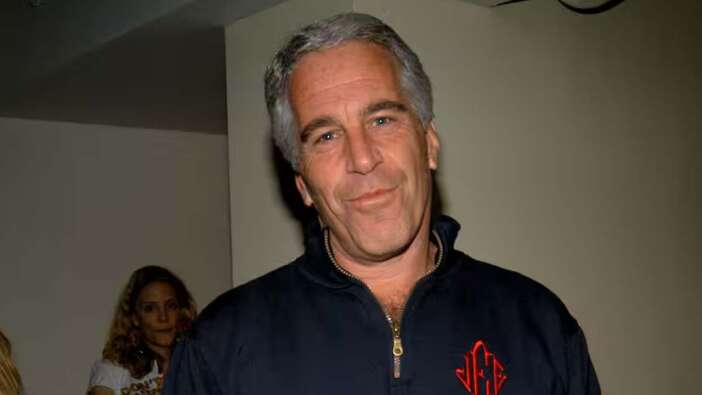 Amerika bu belgeyle çalkalanıyor! Pedofili olduğunu bile bile Epstein ile yemeğe gitmişler
