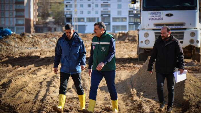Afşin'i yeniden kuran el... Sadece enkaz kaldırmadı, gönül köprüleri inşa etti! Asrın felaketinde destan yazan Mustafa Çiftçi İçişleri Bakanlığı koltuğunda!