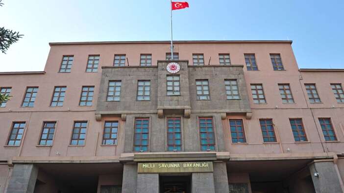 Milli Savunma Bakanlığı’ndan Steadfast Dart 2026 tatbikatı paylaşımı: "Türk ordusunun gücü caydırır, çevikliği sınır tanımaz"