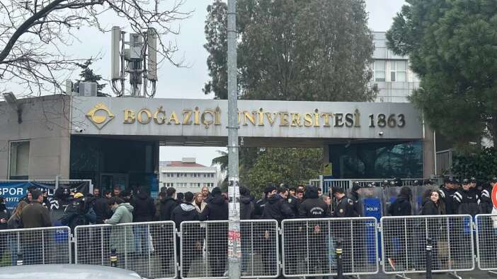 Boğaziçi Üniversitesi'nde 42 milyonluk dava çarkını kim çeviriyor? 10 kişiden 700 dava!