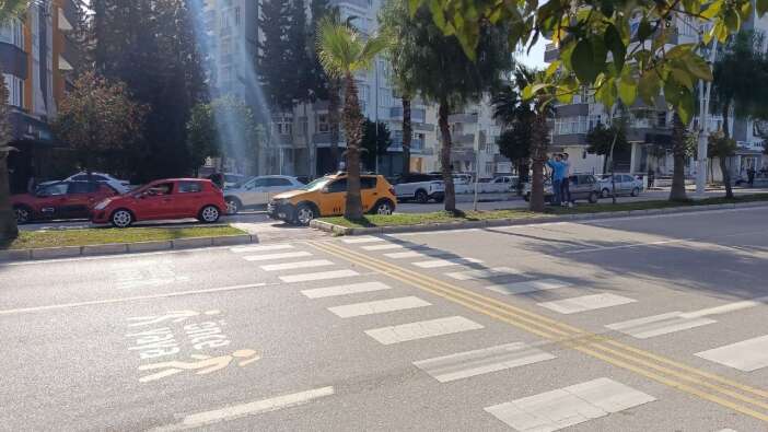 Adana'da motosikletin çarptığı bebek kurtarılamadı: O anlar kamerada