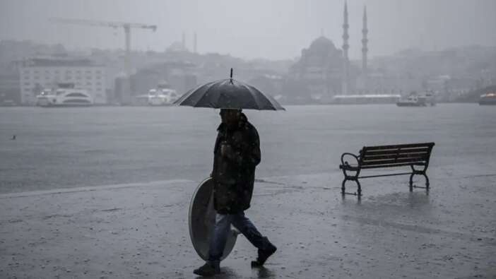 İstanbullular dikkat! AKOM UYARDI: Kar geliyor..