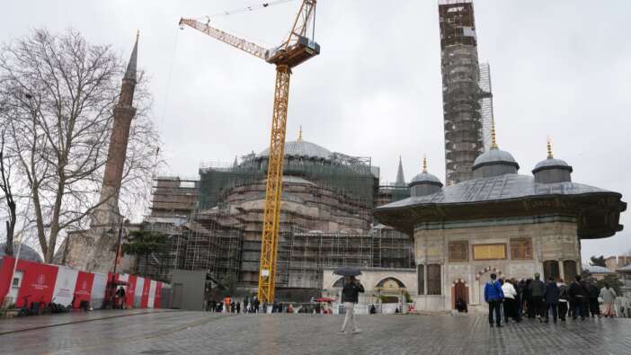 Ayasofya'da Cumhuriyet tarihinin en kapsamlı restorasyonu sürüyor