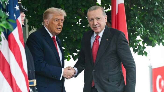 Beyaz Saray'dan açıklama: Trump Erdoğan'la görüştü