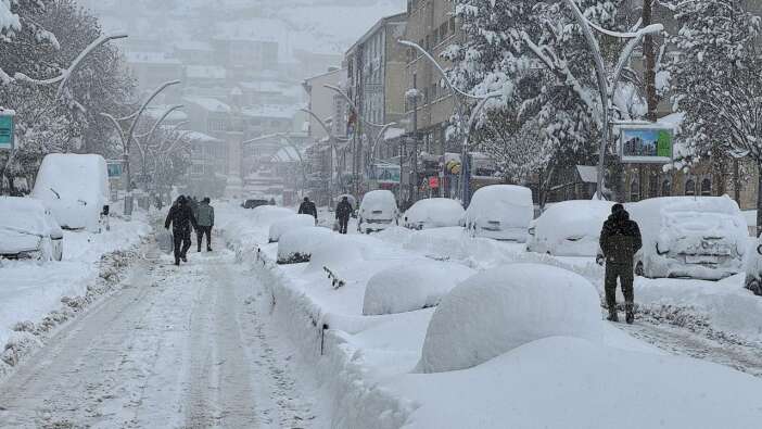 33 il için kar uyarısı geldi! Bu şehirlerde yaşayanlar dikkat