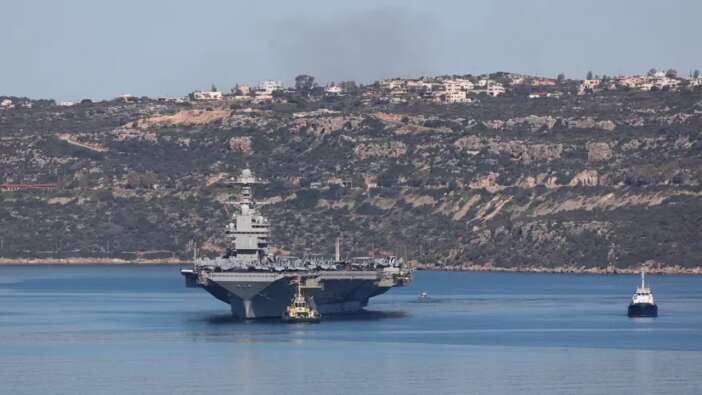 ABD'nin en büyük uçak gemisi Kızıldeniz'de! USS Gerald R. Ford Süveyş'i aştı, bölgede iki uçak gemisiyle dev yığınak oluştu