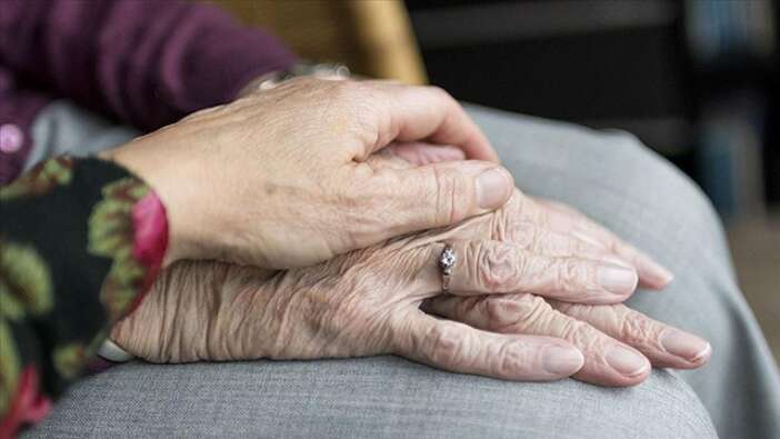 Doğurma oranı düştü! TÜİK açıkladı: YAŞLANIYORUZ