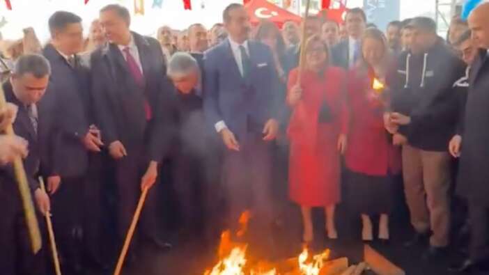 Nevruz Bayramı kutlamaları! Nevruz ateşi Gaziantep'te yandı
