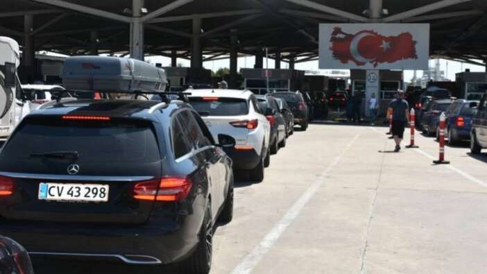 Gurbetçileri ilgilendiriyor...Yeni sistem geldi! Araç kalma süresi tek tıklamayla öğrenilecek