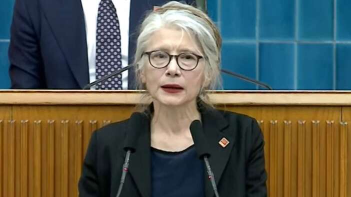 Emine Ülker Tarhan kimdir, kaç yaşında, nereli?