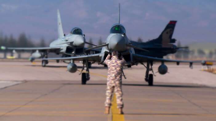 Eurofighter tedariğinde yeni aşama! MSB: Türkiye ve İngiltere Eurofighter uçakları sözleşmesini bugün imzalayacak!