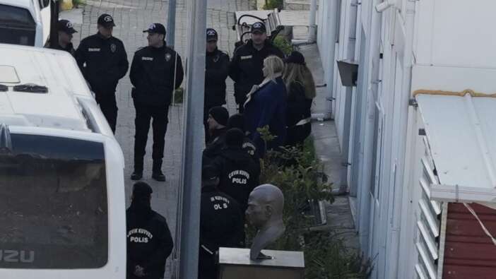 Ünlülere yönelik uyuşturucu soruşturması! Hakan Sabancı ve Didem Soydan görüntülendi