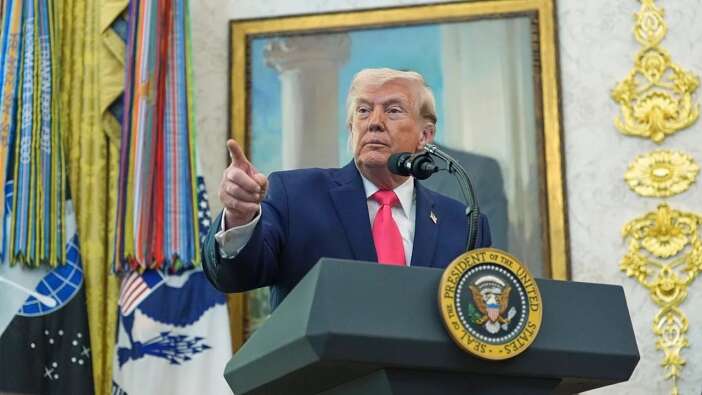 Trump'tan İran ile müzakere çıkışı: Anlaşmak için yalvarıyorlar