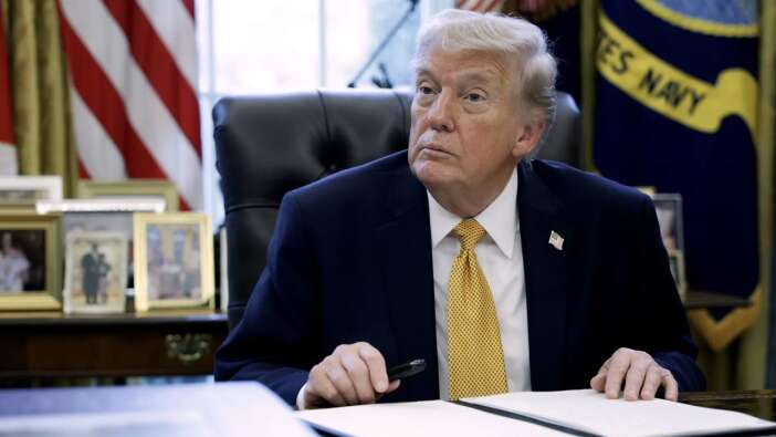 Trump'tan yeni İran kararı! Süre 10 gün uzatıldı