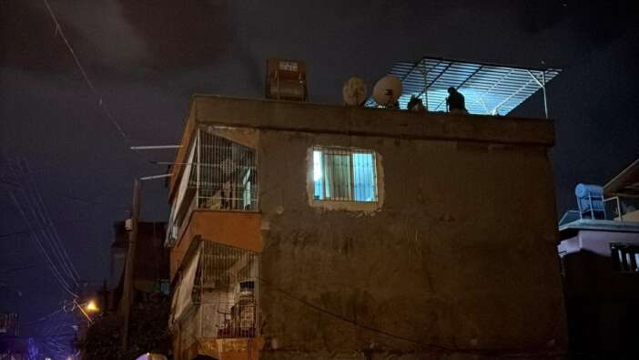 Adana’da 3 katlı binada patlama: 2 ağır yaralı