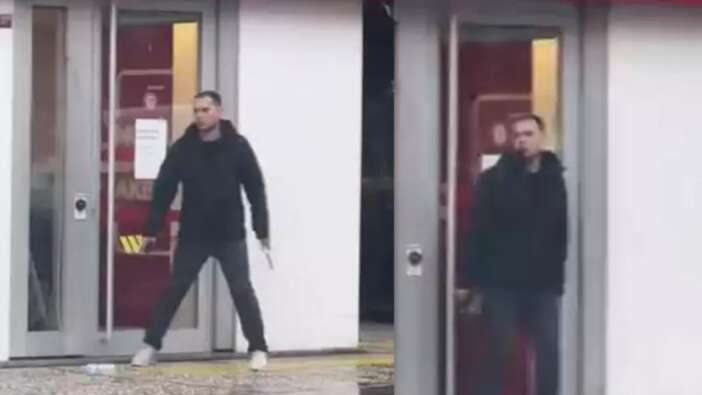 Beşiktaş'ta banka soygunu girişimi! Polis her yerde kaçan şüpheliyi arıyor...