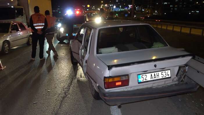 Kırıkkale'de tır ile otomobil çarpıştı: 3 yaralı