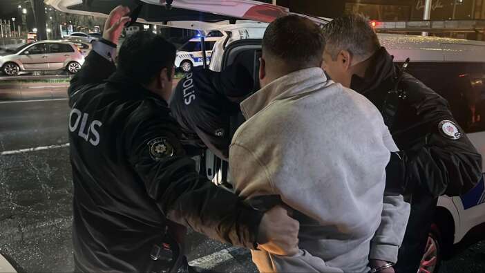 Kayseri'de "dur" ihtarına uymayan alkollü sürücüye 450 bin lira ceza kesildi