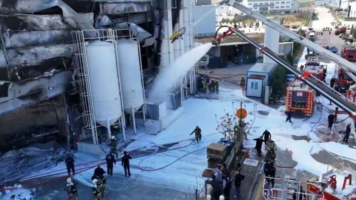 Ankara'daki boya fabrikasında yangın: Kayıp işçinin cesedine ulaşıldı