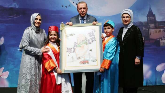 Bayraktar ailesinden yeni bebek müjdesi! Selçuk Bayraktar ve Sümeyye Erdoğan Bayraktar 3'üncü kez anne baba olacak...