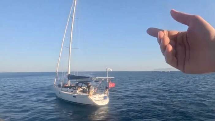 Uyuşturucuya geçit yok! Ekipler Ayvalık açıklarındaki teknede 158 kg uyuşturucu ele geçirdi
