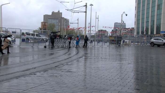 Taksim Meydanı'nda 1 Mayıs tedbirleri! Girişlere izin verilmiyor