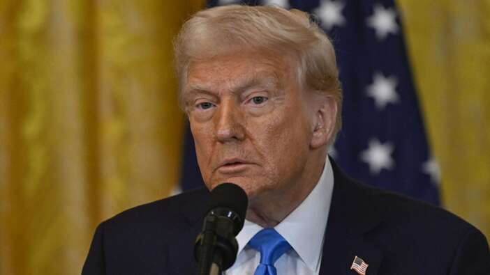 ABD Başkanı Donald Trump: AB menşeli otomobil ve kamyonlara uygulanan tarife yüzde 25'e çıktı