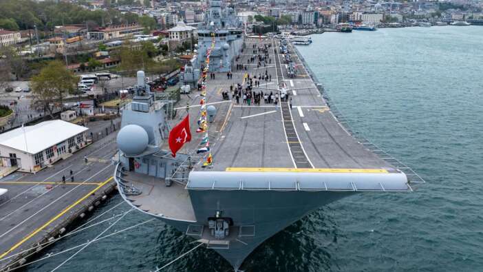 TCG Anadolu, ziyarete açıldı