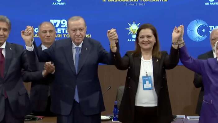 Afyonkarahisar Belediye Başkanı Burcu Köksal AK Parti'ye katıldı! Cumhurbaşkanı Erdoğan: Meyhane jargonuyla siyaset yapılmaz