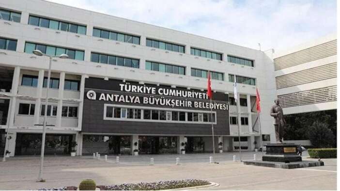 Antalya Büyükşehir Belediyesi'ne yönelik rüşvet soruşturması genişliyor! 3 ilde 25 kişi gözaltına alındı...
